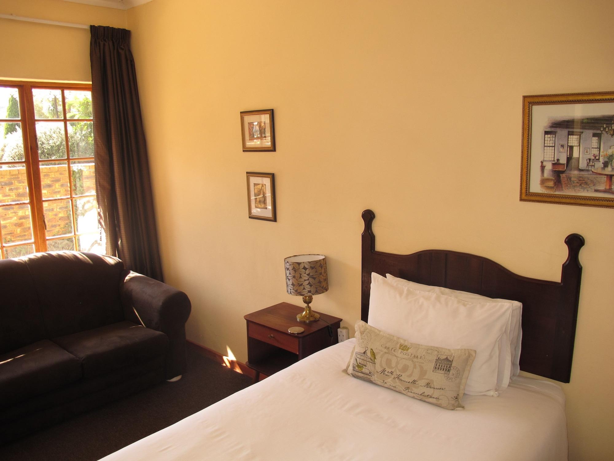 Aero Guest Lodge Kempton Park Bagian luar foto