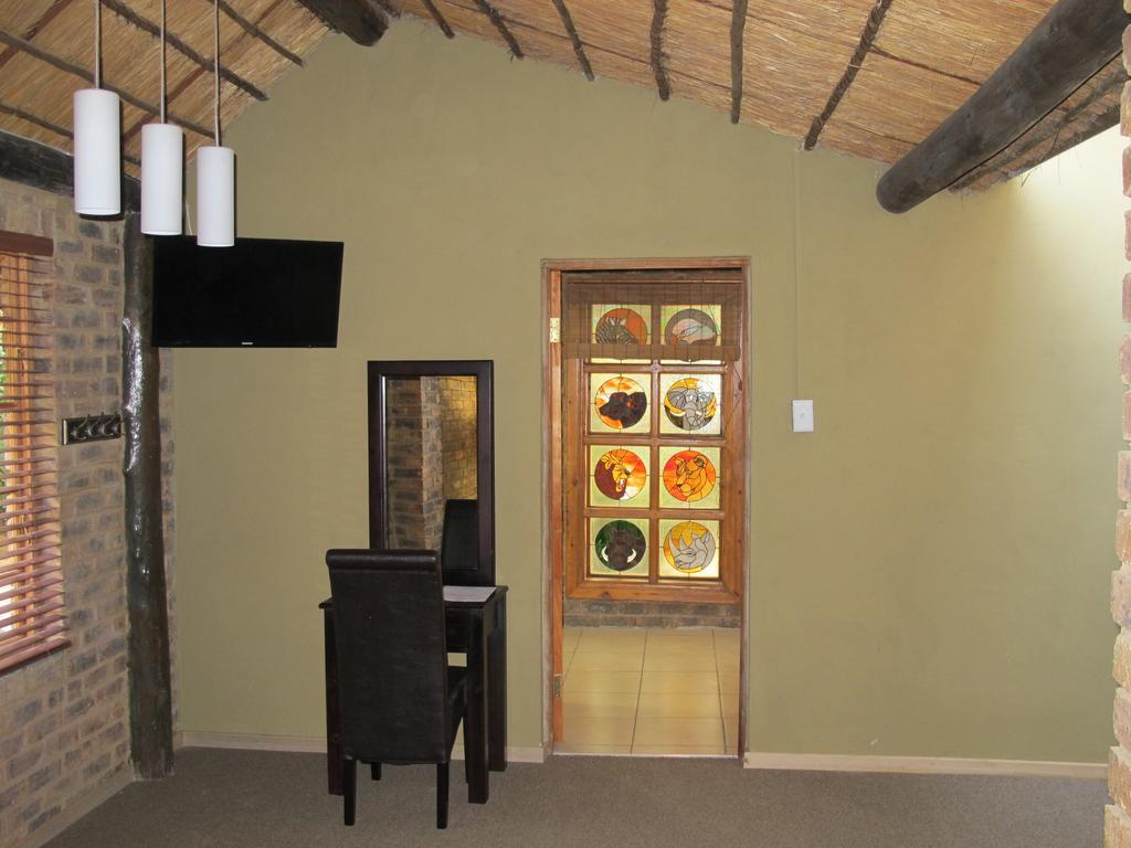 Aero Guest Lodge Kempton Park Bagian luar foto