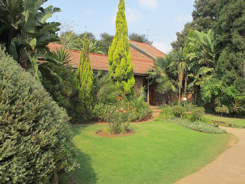 Aero Guest Lodge Kempton Park Bagian luar foto