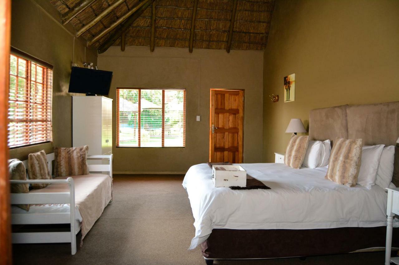 Aero Guest Lodge Kempton Park Bagian luar foto